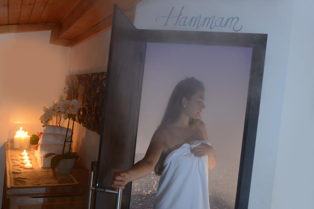 Hotel Margherita サン・マルティーノ・ディ・カストロッツァ エクステリア 写真